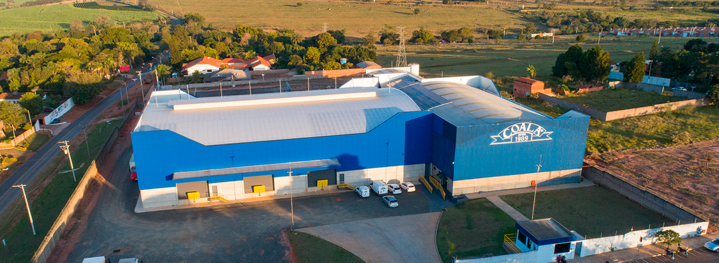 Aerial image of the Coala Essências Aromáticas factory